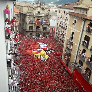 Atico En La Plaza Del Ayuntamiento Appartement Pampelune