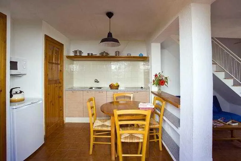 Apartamentos Sa Caleta 0*,